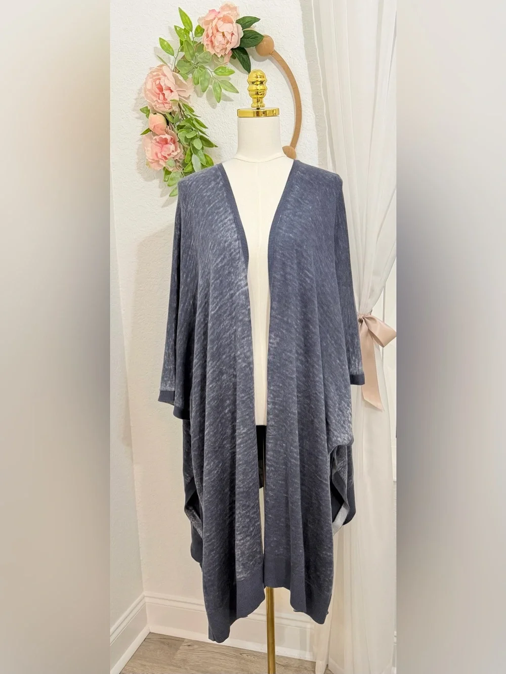 NEW LULULEMON Cashmere Blend Gray Blue Free To Coast Wrap Sweater Poncho OS